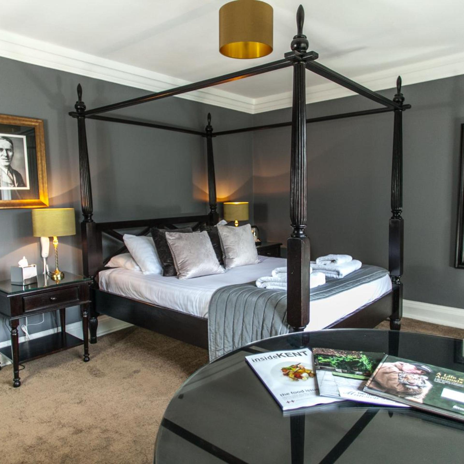 Port Lympne Reserve - Port Lympne Hotel 3/26