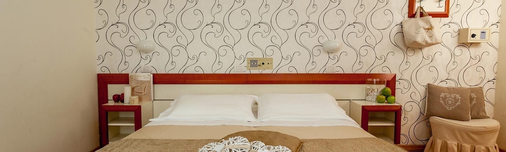 Hotel Aristeo 24/72