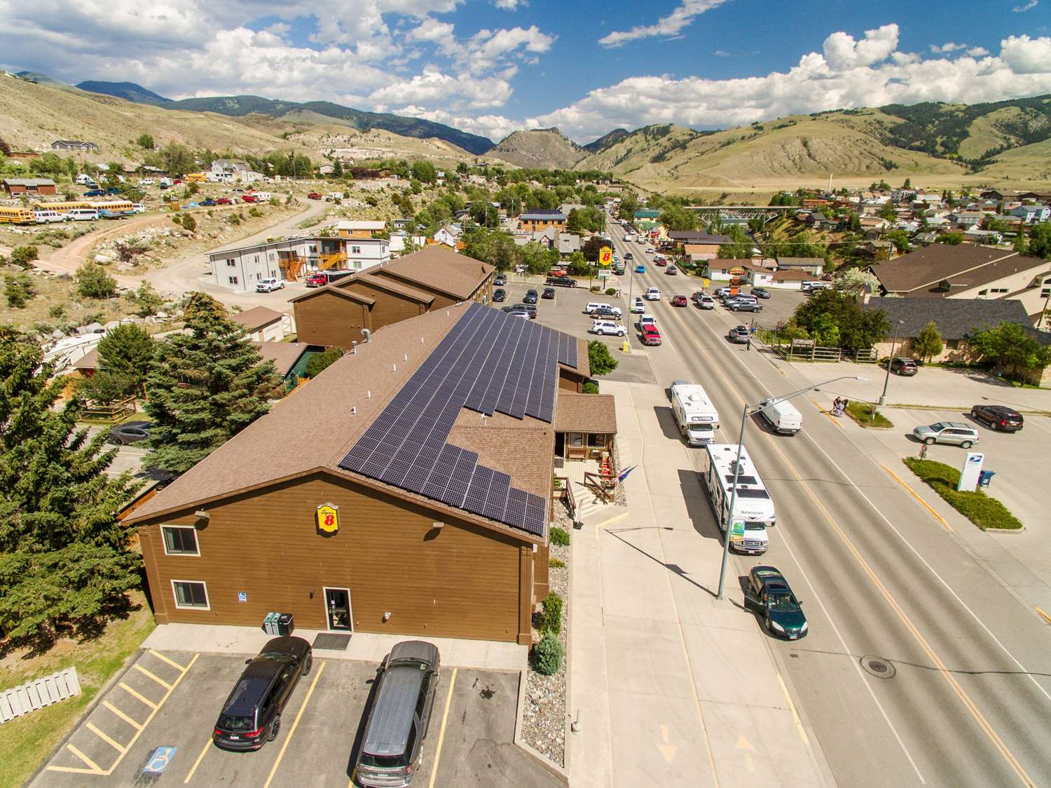 Super 8 By Wyndham Gardiner/Yellowstone Park Area 50/57