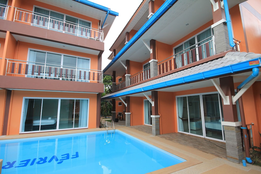 Lanta Fevrier Resort 8/59