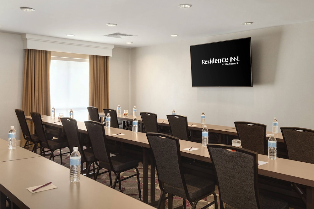 Residence Inn Philadelphia Willow Grove 37/39