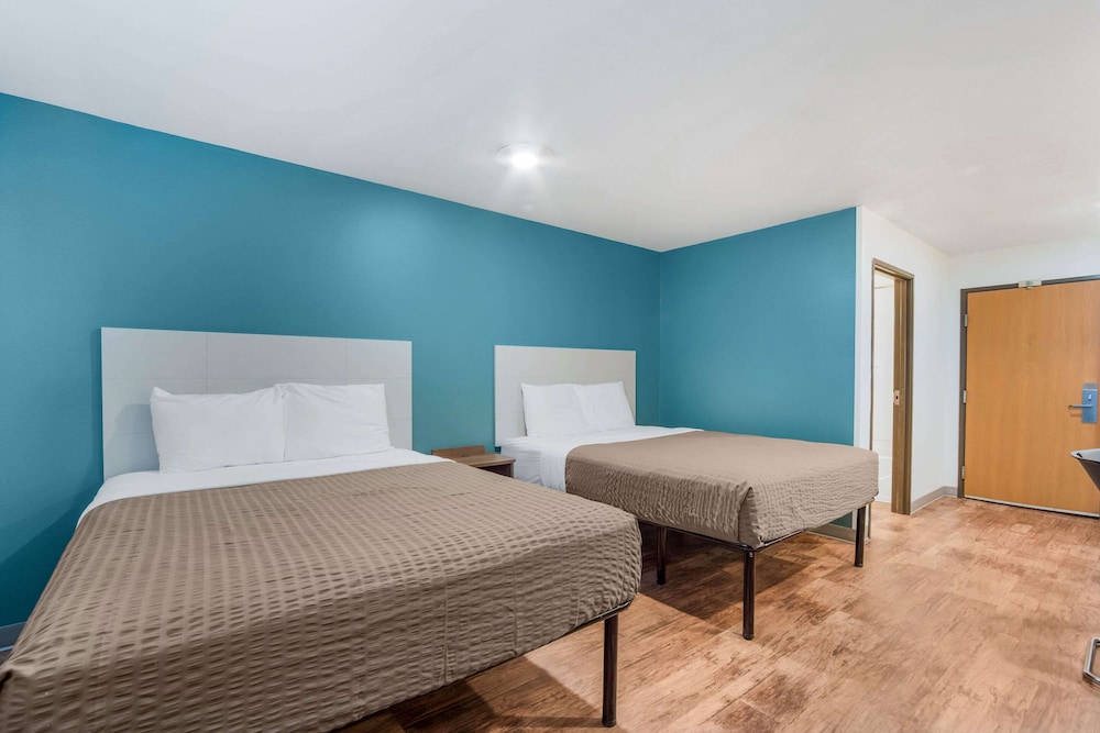 WoodSpring Suites North Charleston Airport I-526 20/32