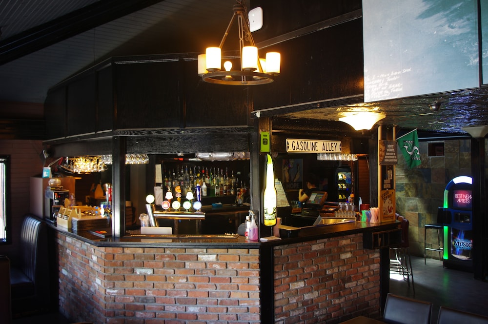 South Hill Lodge 4/50