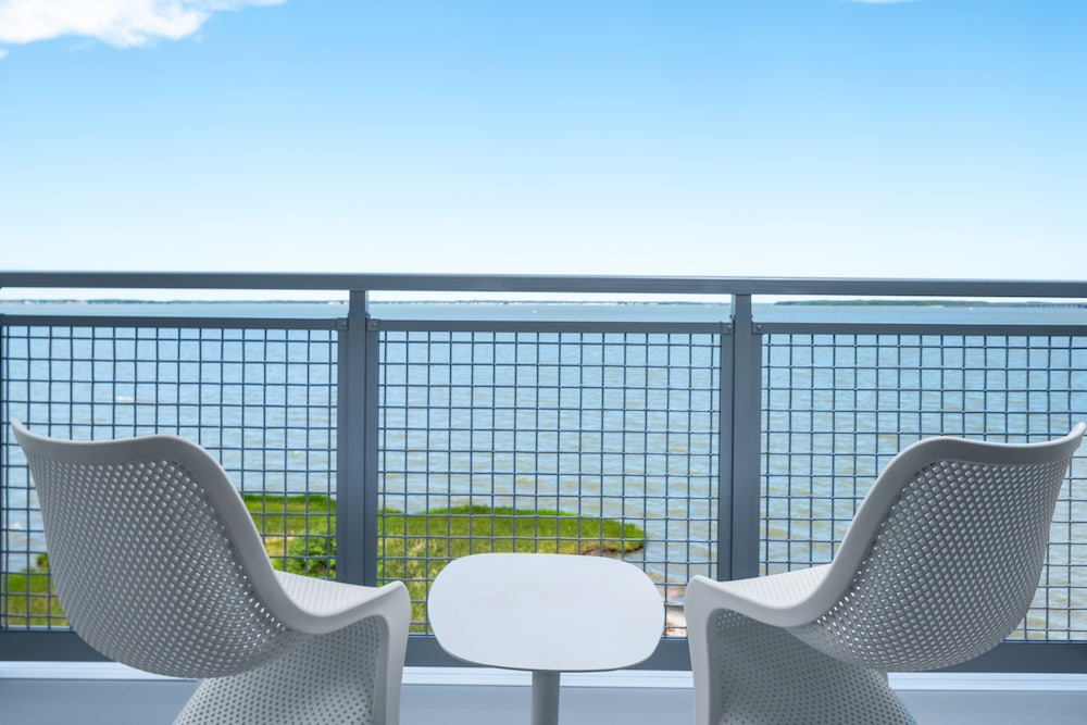 Aloft Ocean City 27/69