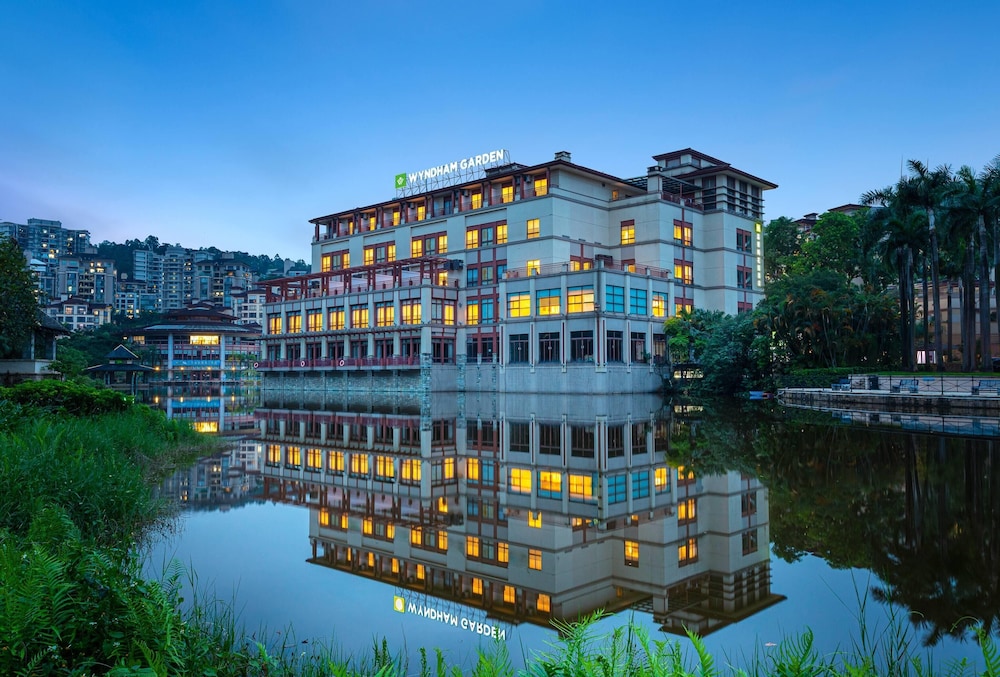 Wyndham Garden Guangzhou Panyu 1/31