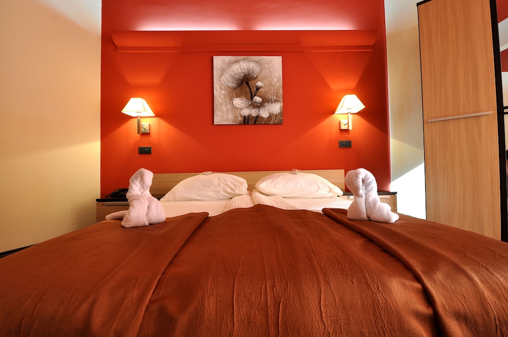 Hotel Fontana 22/65