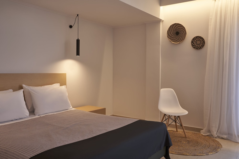 Xenia Poros Image Hotel 24/65