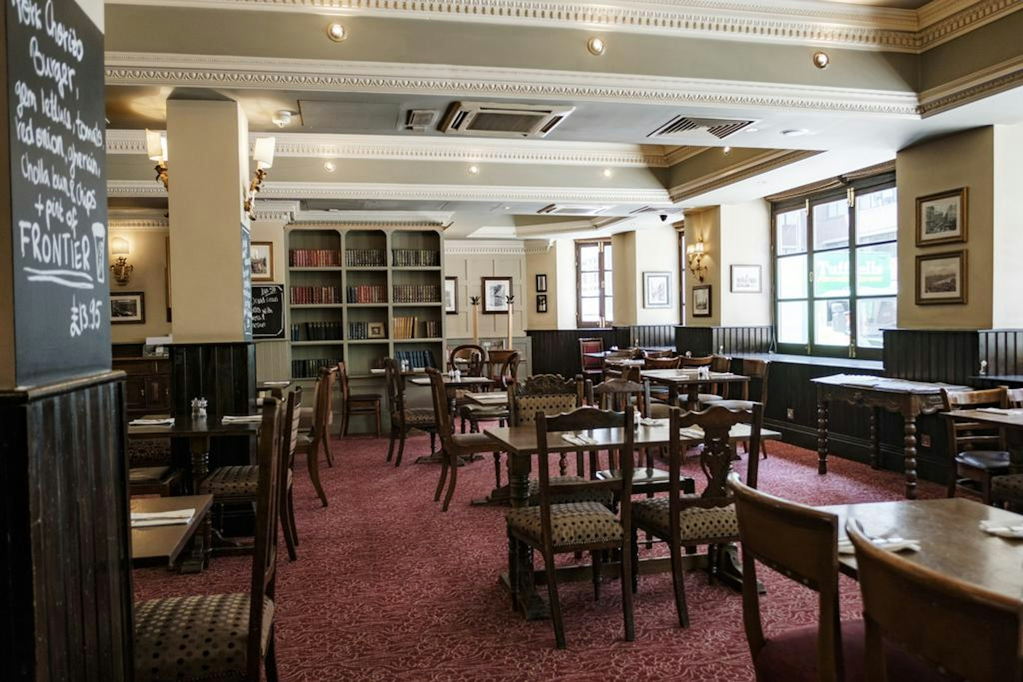 The Chamberlain Hotel, Tower Bridge 17/23