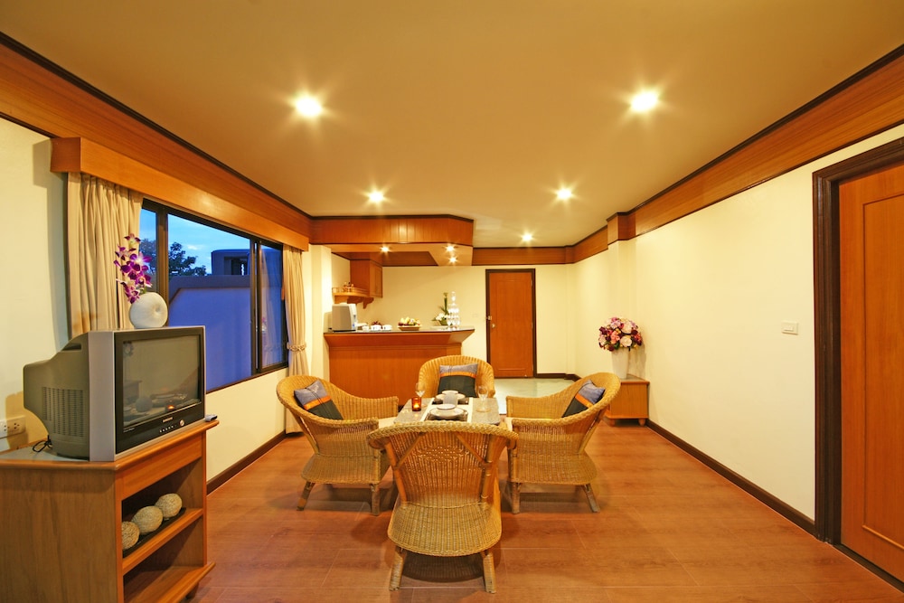 Botany Beach Resort 45/73