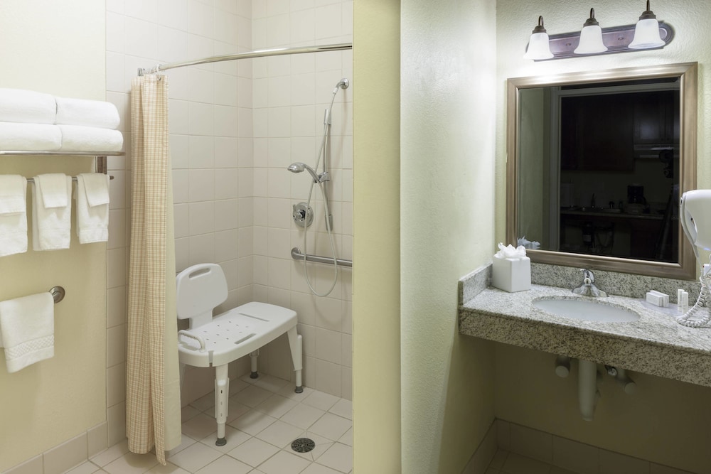 Towneplace Suites Texarkana 12/57