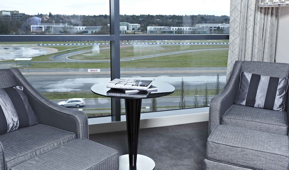 Brooklands Hotel 18/29