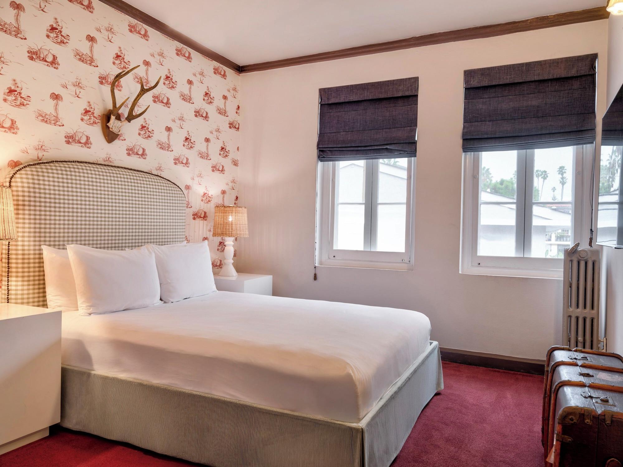 Standard, Multiple Beds