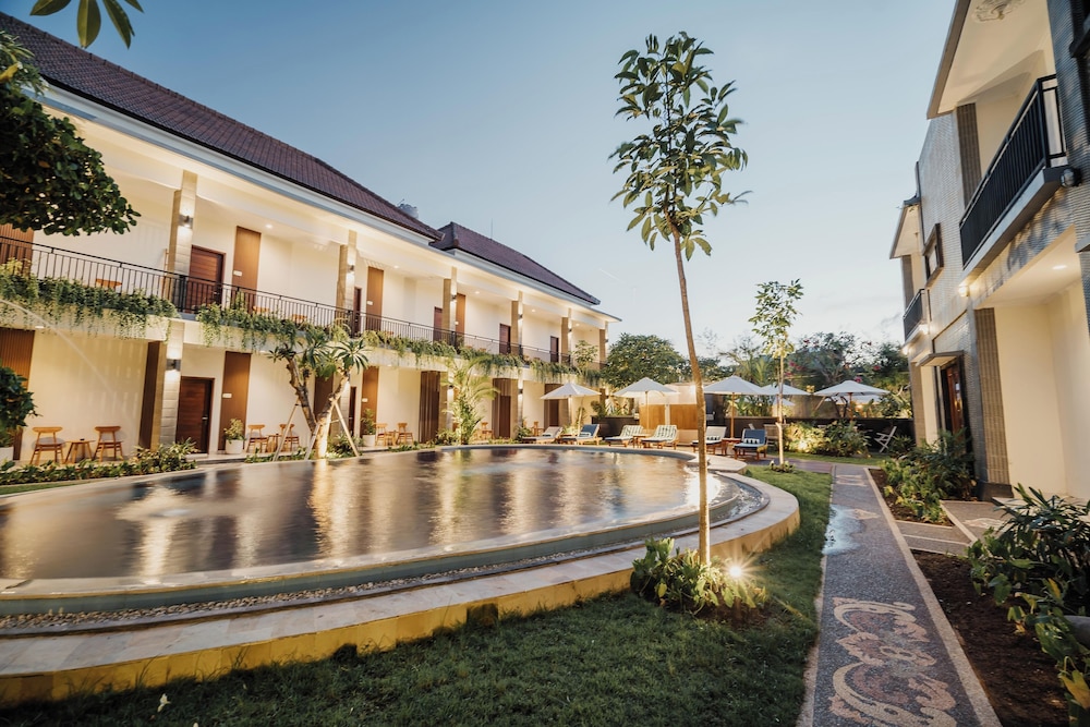 You Suite Seminyak 25/31