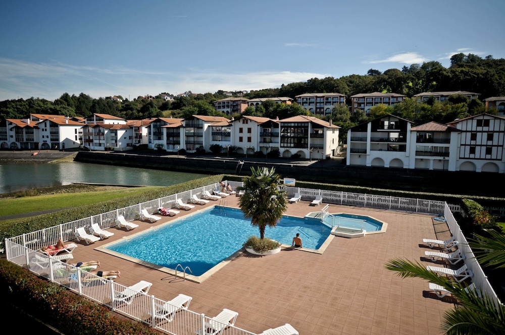 Residence Fort Socoa 53/57