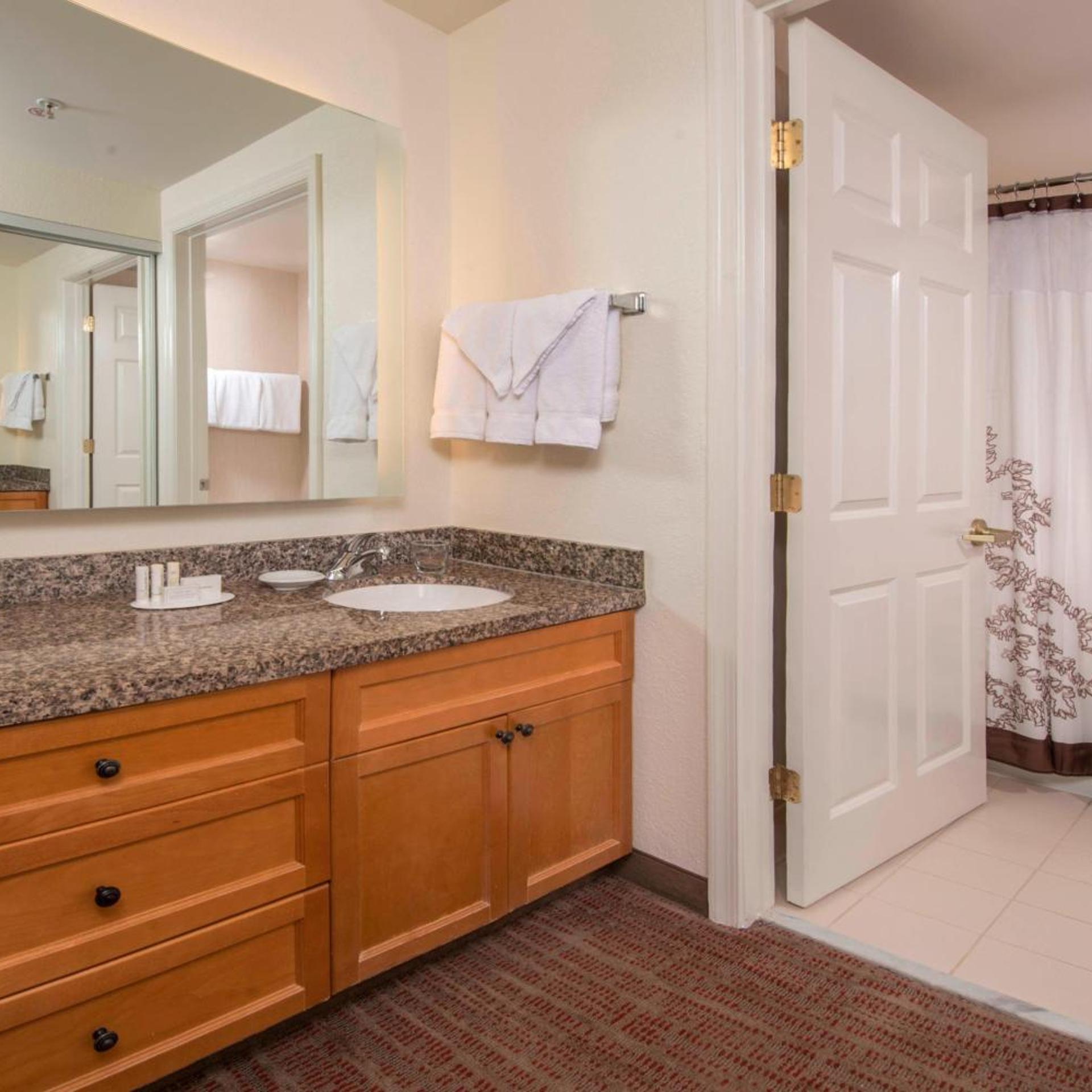 جناح بغرفتي نوم، Residence Inn by Marriott Frederick 3/3