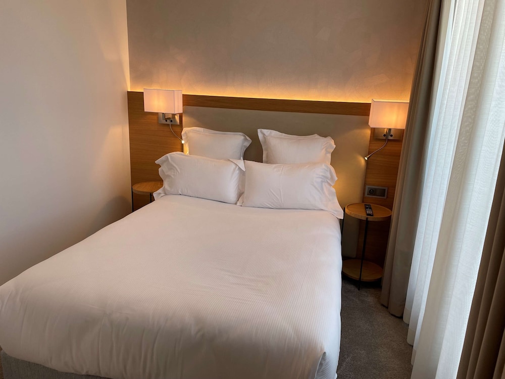 Brit Hotel Paris Orly 12/43