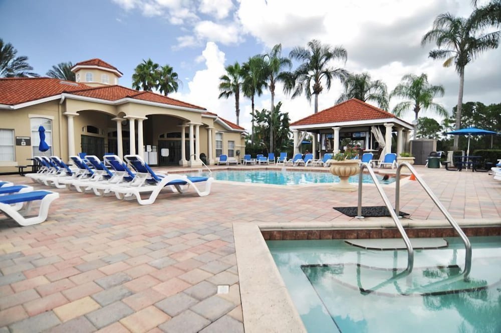 Emerald Island - 7 Bed 6 Baths Villa 45/49