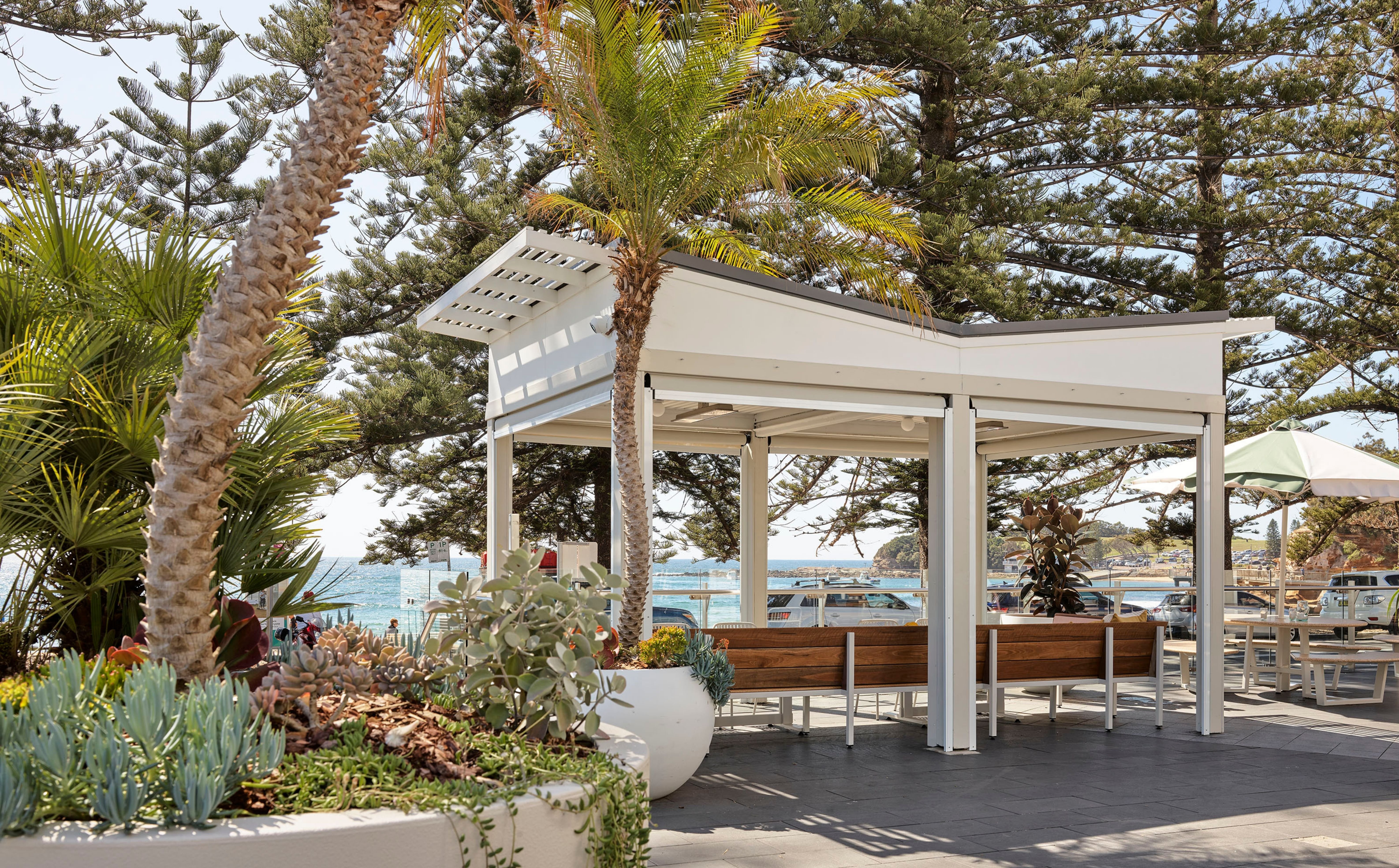 Crowne Plaza Terrigal 8/75