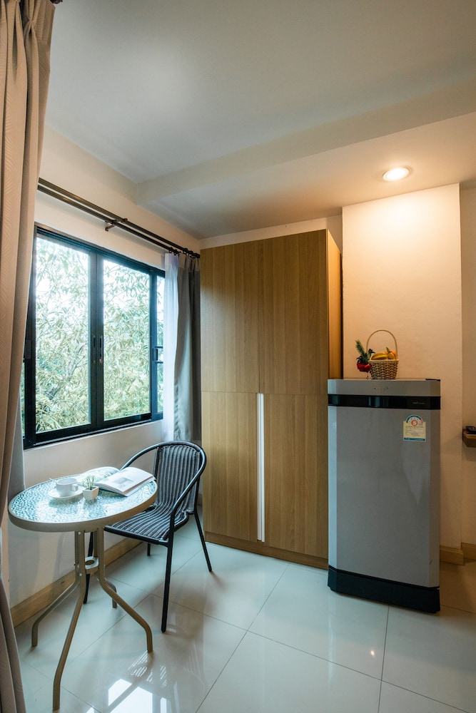 Jira Boutique Residence 10/50