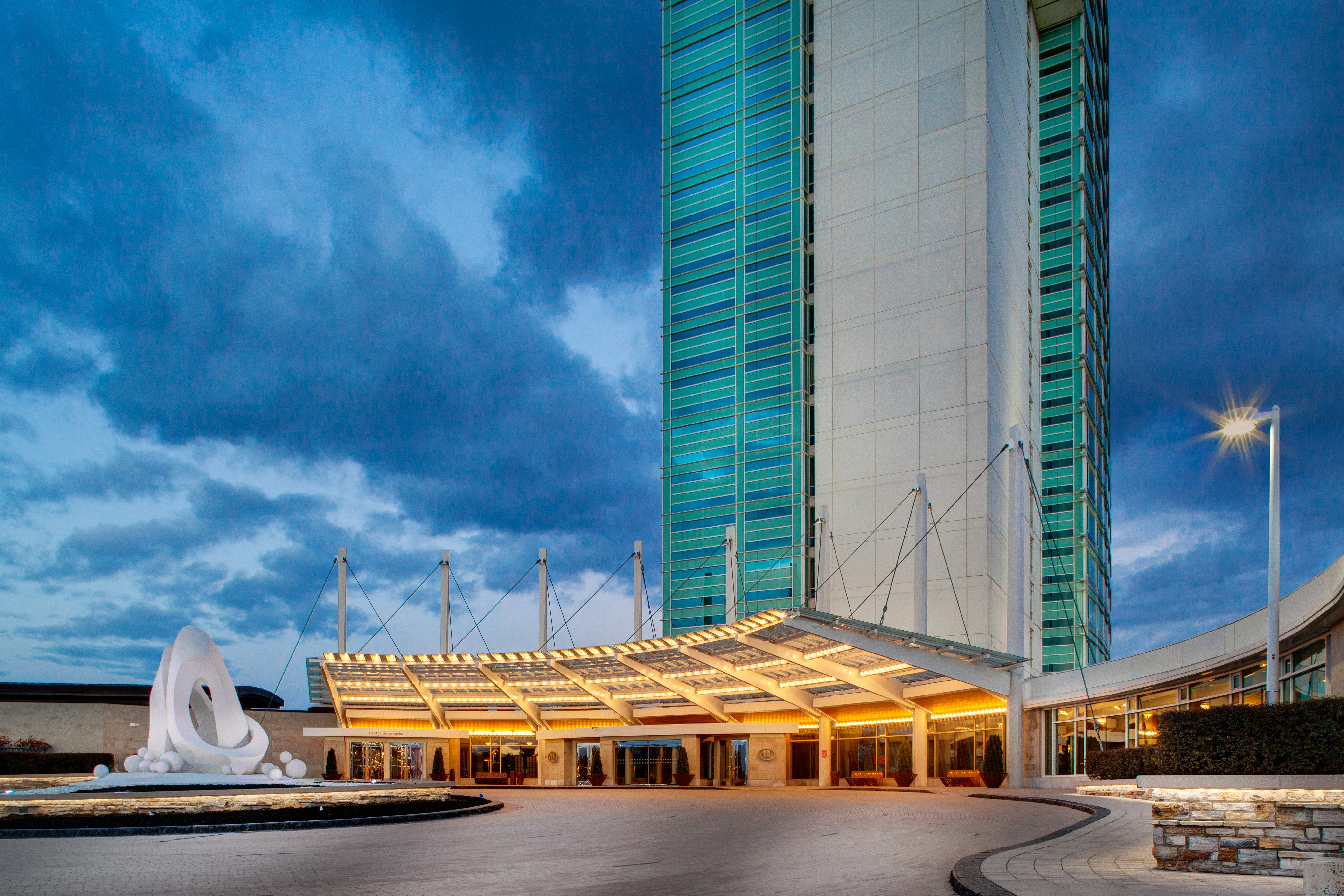 Hilton Lac Leamy 4/86