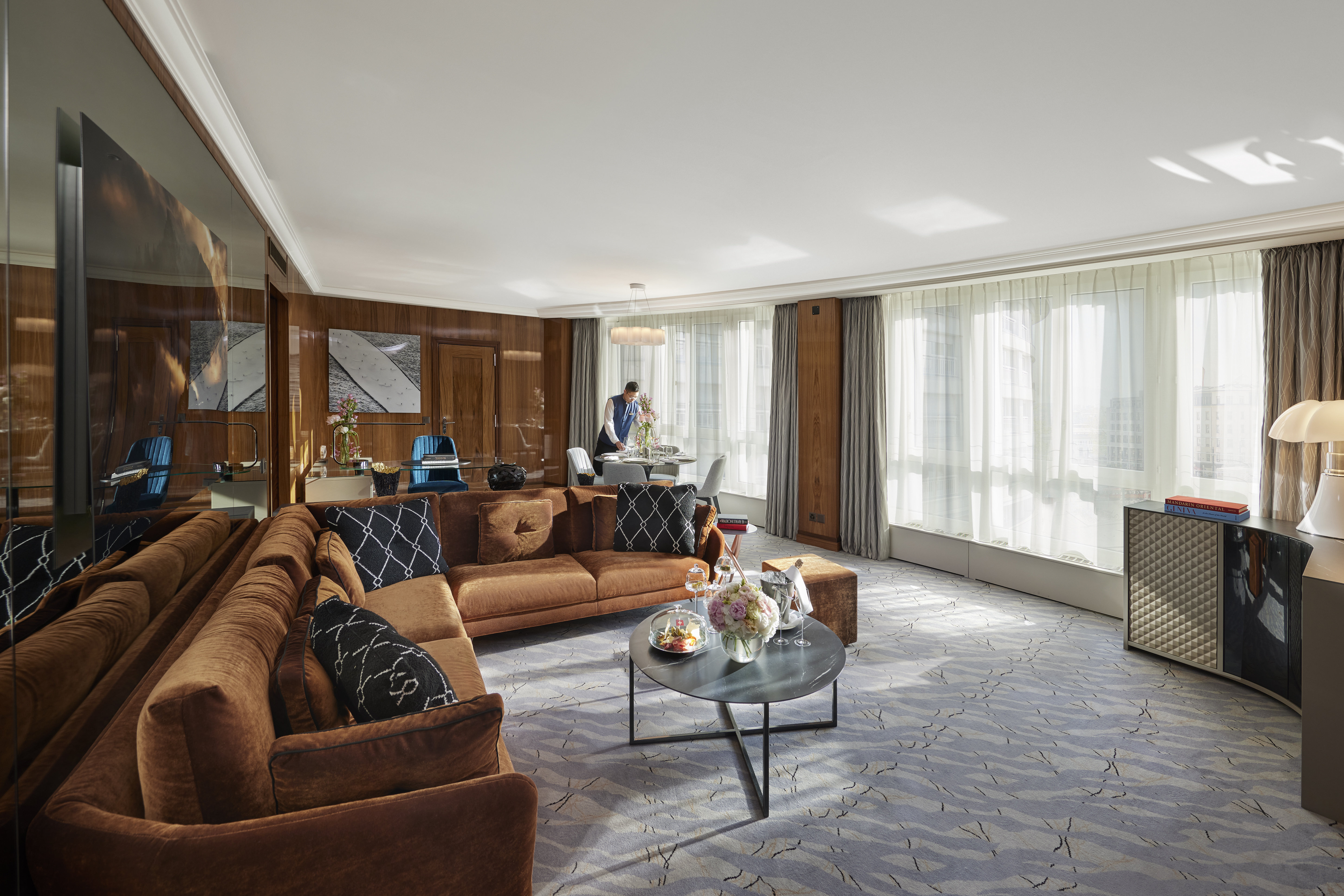 Mandarin Oriental, Geneva 41/82