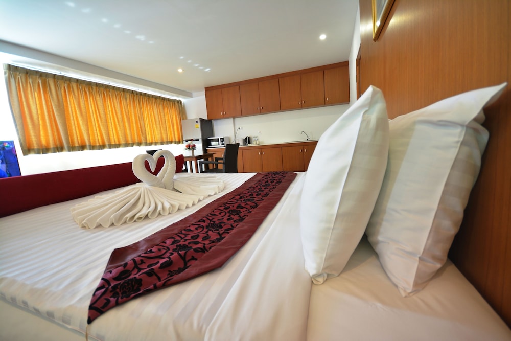 The Patong Center Hotel 3/40