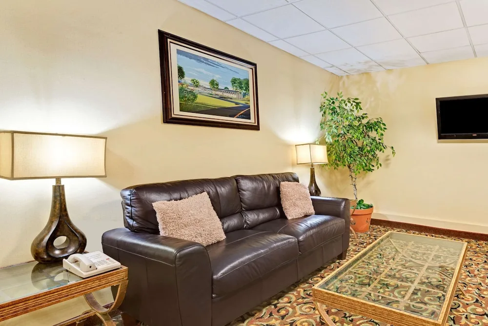 Ramada by Wyndham Kittery 20/27