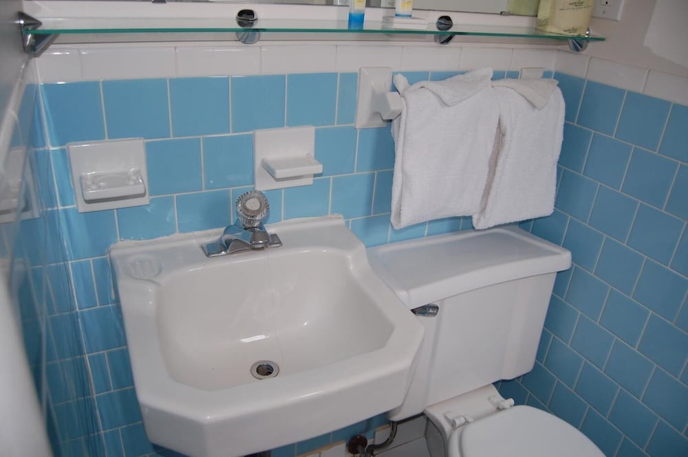 Sea Breeze Inn Ocean City 24/24