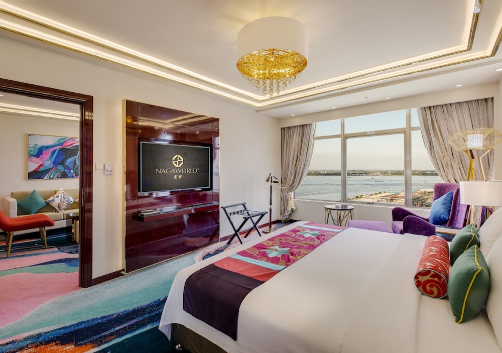 NagaWorld Hotel & Entertainment Complex 13/50