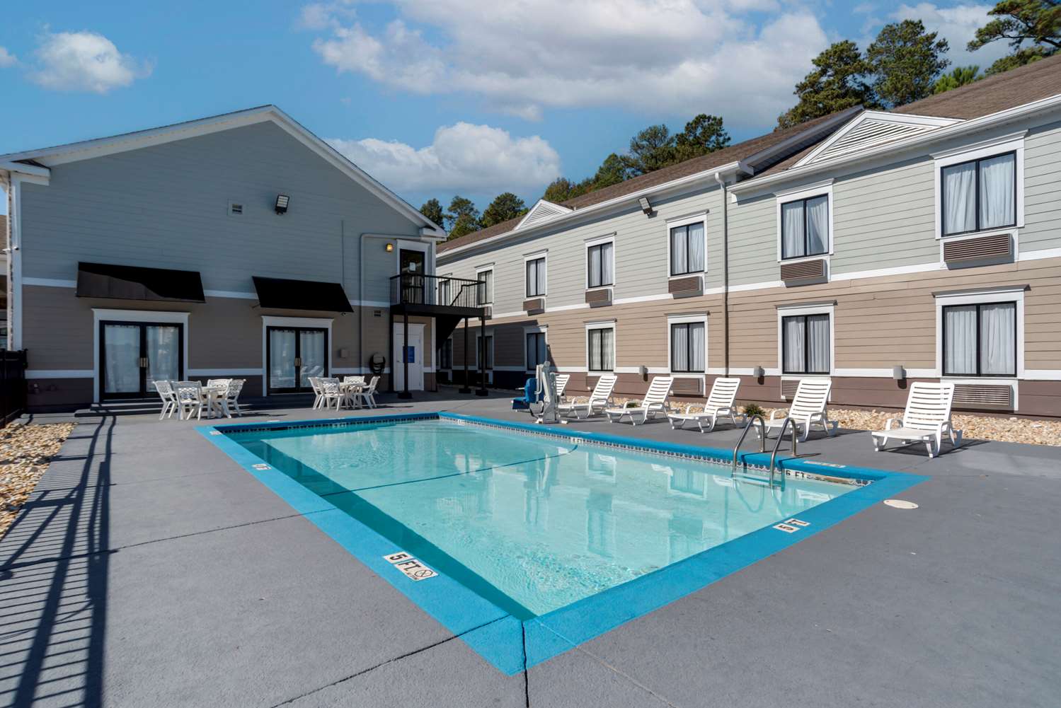 Quality Inn Phenix City Columbus 11/11