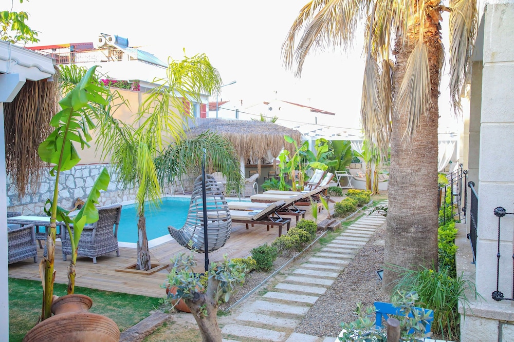 Alacati Londia Hotel 27/27