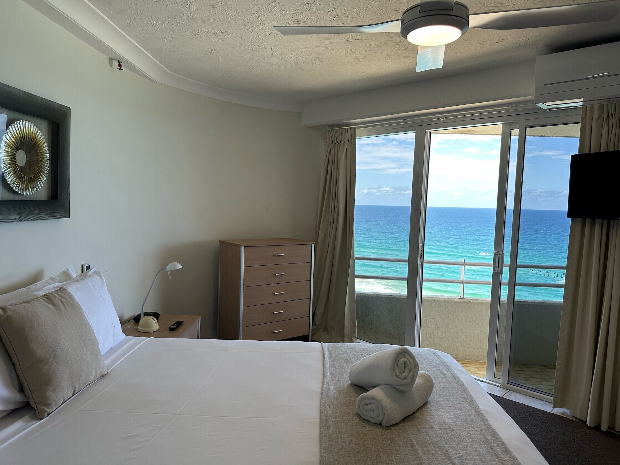 2 BEDROOMS, APARTMENT