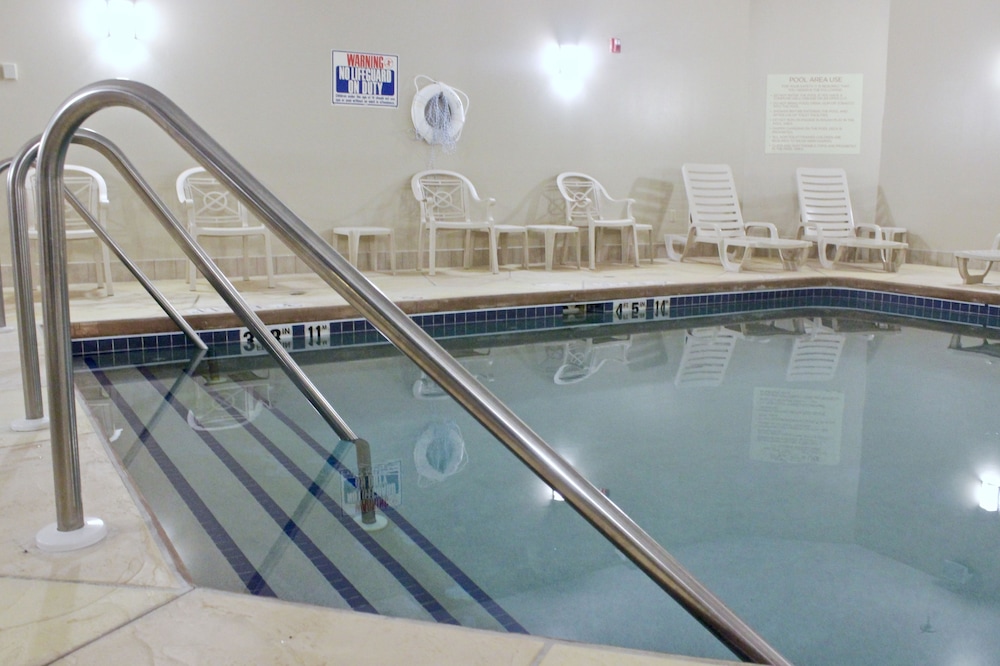 MainStay Suites Fitchburg Madison 15/44