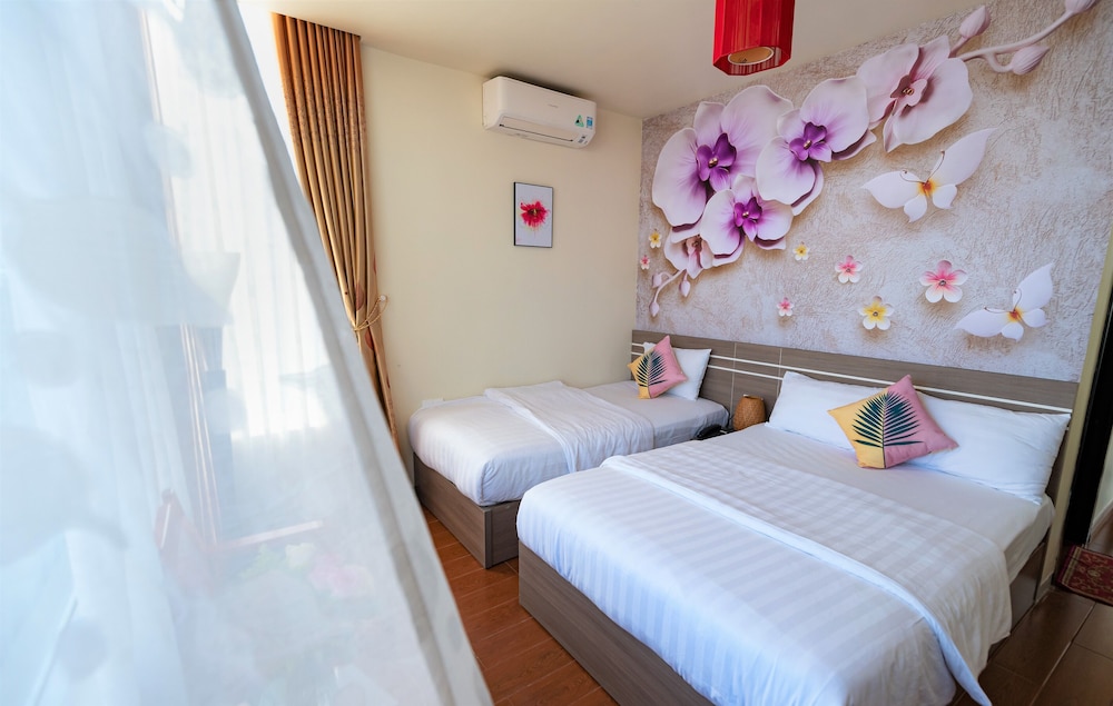 Flora Hotel Hue 32/75