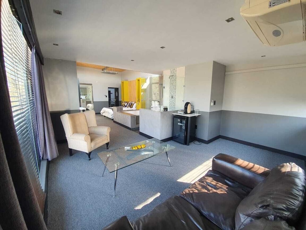 City Living Boutique Hotel 20/34