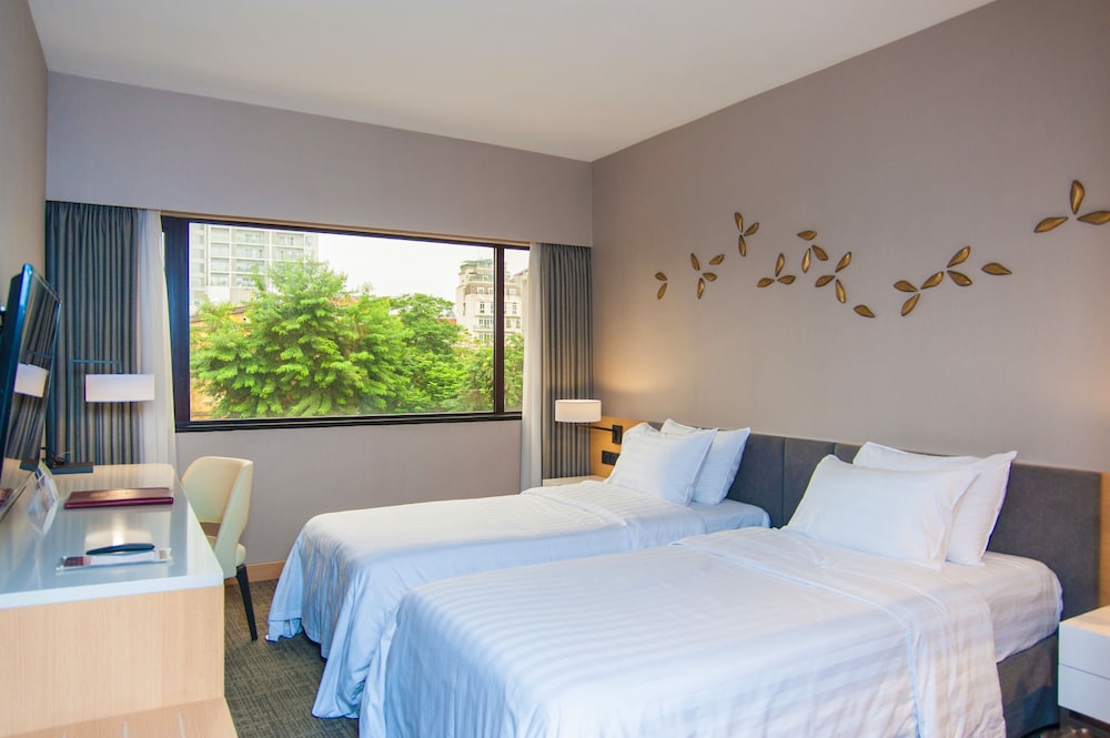 Hanoi Hotel 30/69