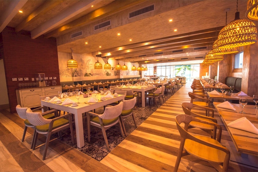 Presidential Suites Cabarete 46/50
