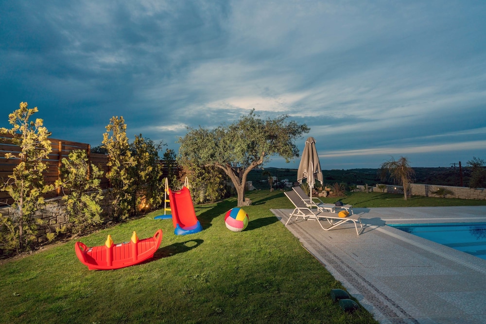 Olive Garden Villas 19/50