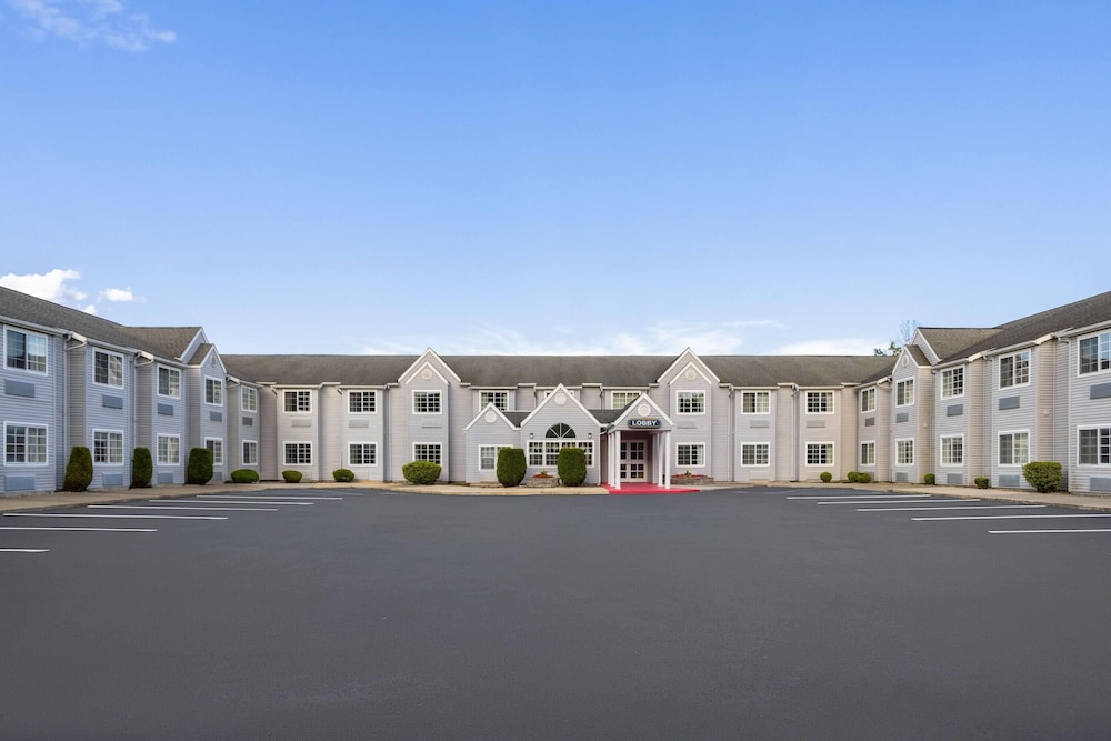 Microtel Inn Suites By Wyndham Albany Airport 3/49