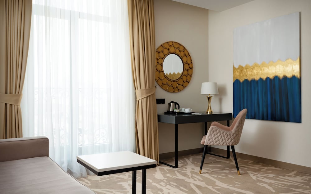 Mercure Tashkent 7/43