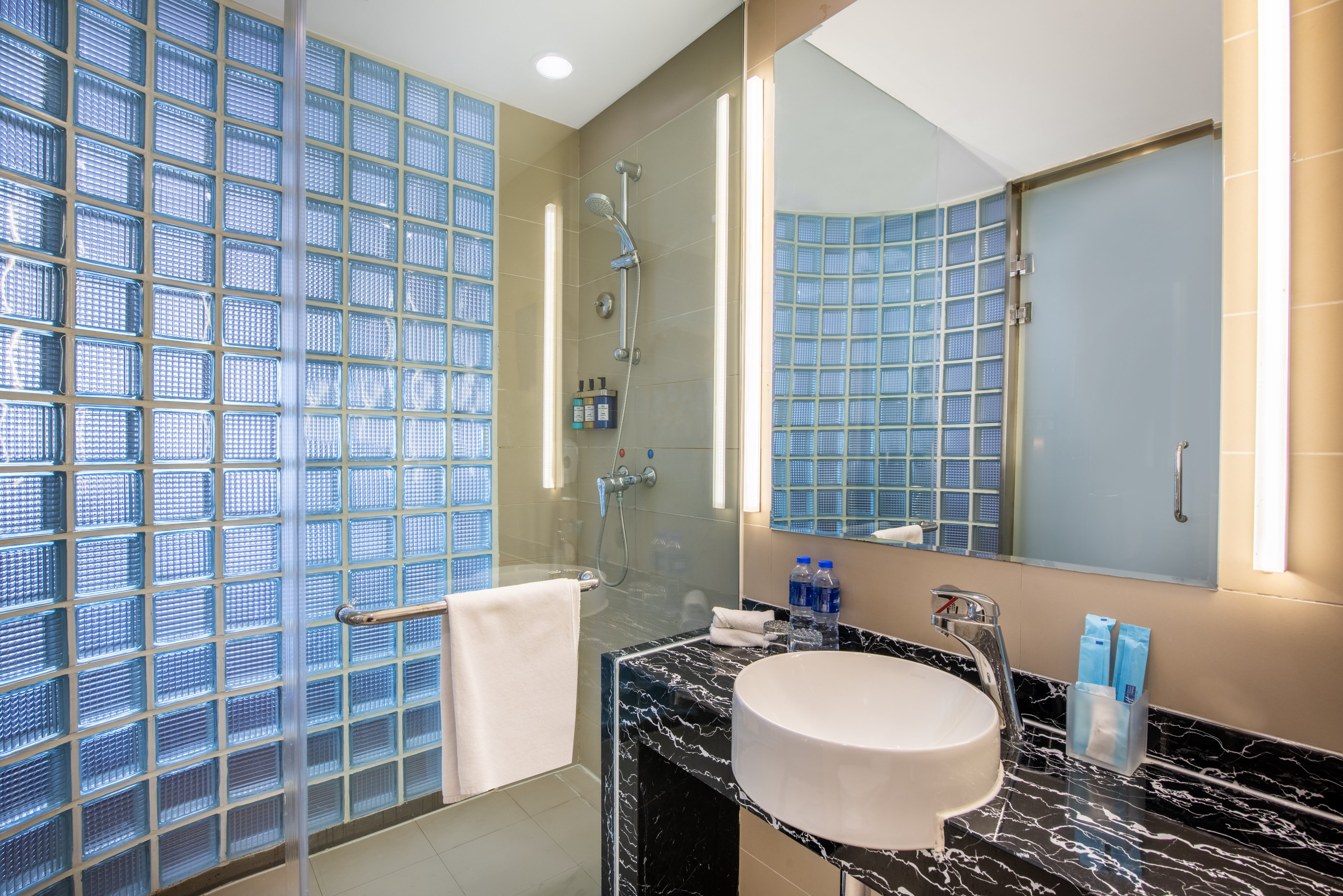 Holiday Inn Express Ordos Dongshen 32/33