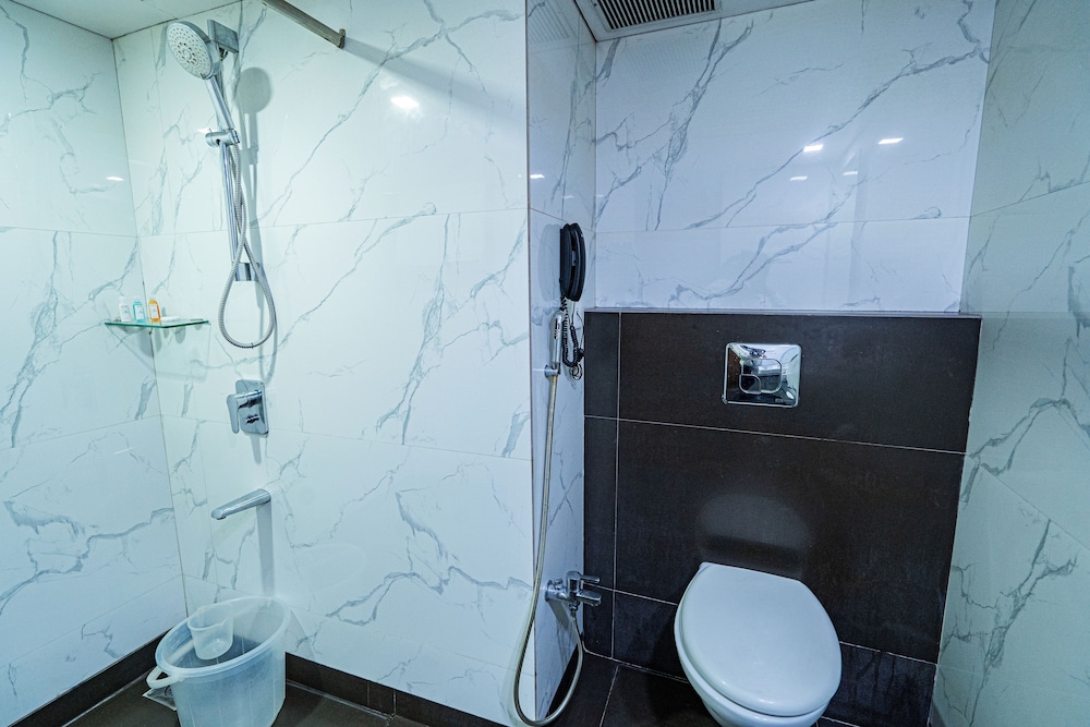 Hotel Mayura 46/50