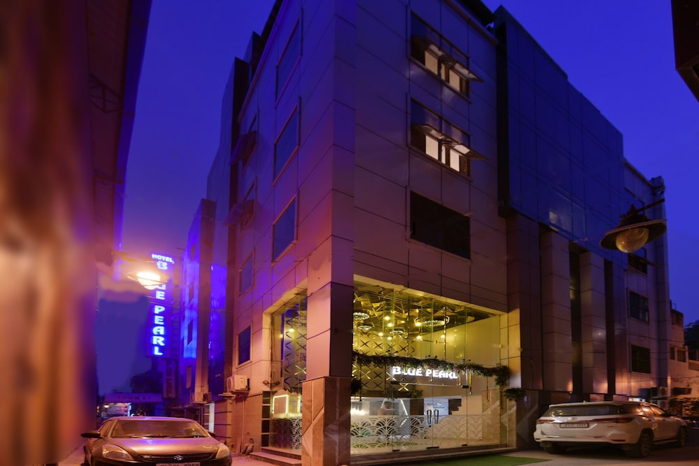 Hotel Blue Pearl Paharganj 2/50