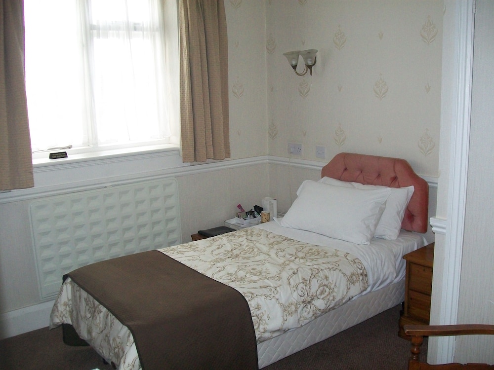 Chapel House Restaurant with Rooms 10/50