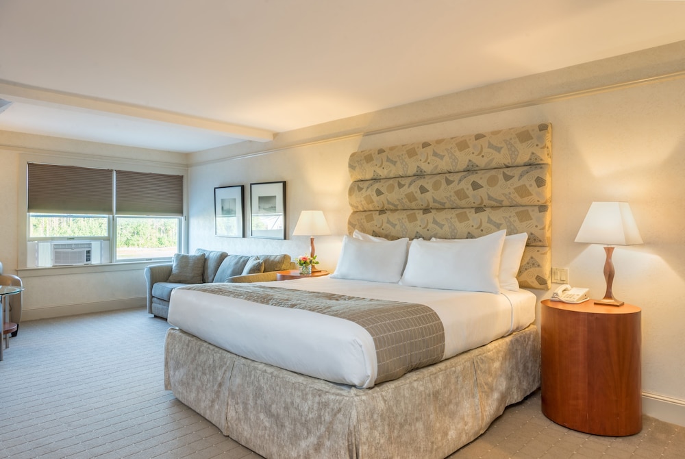 The Breakwater Inn and Spa 11/47