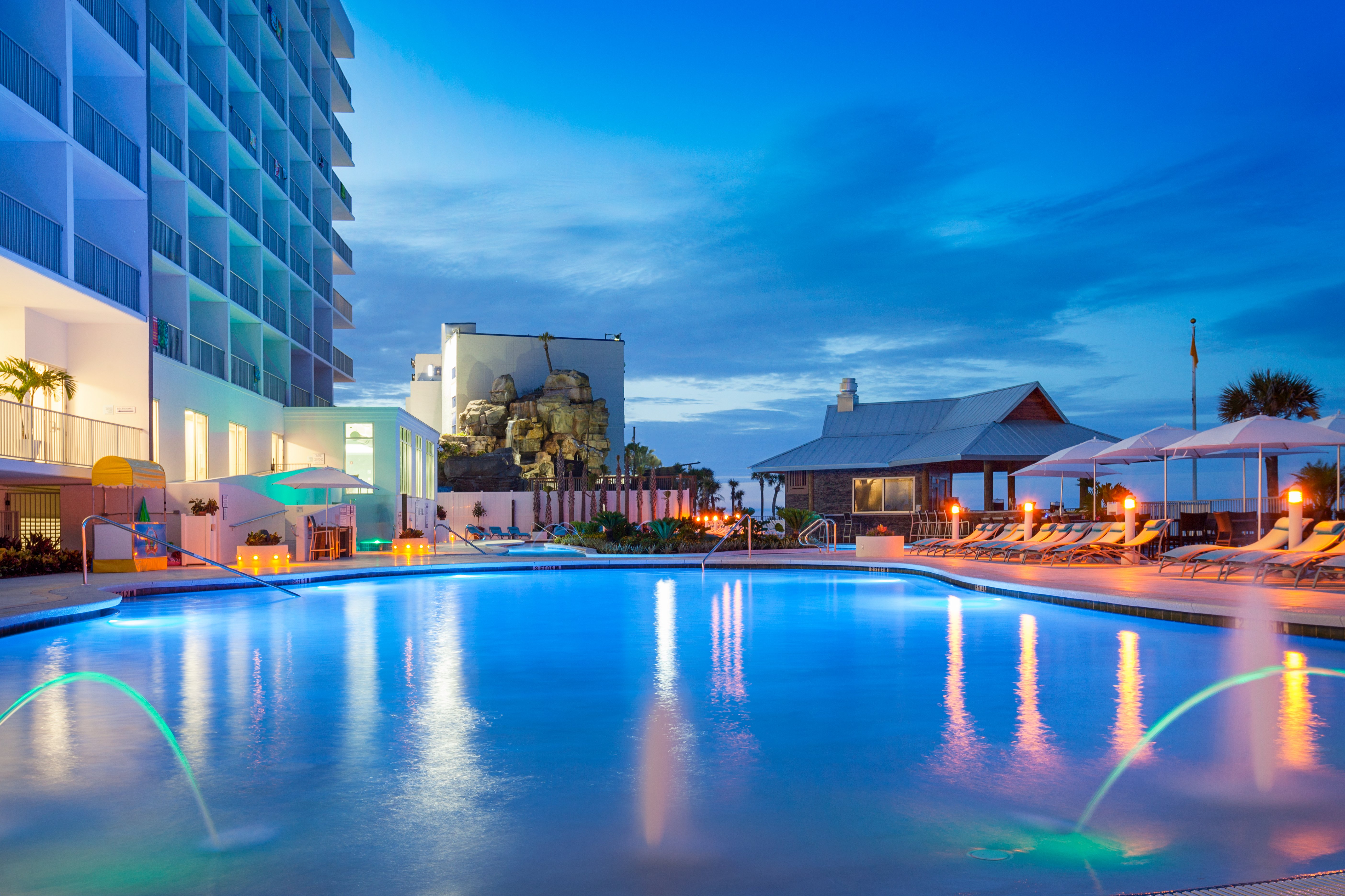 Holiday Inn Express Suites Panama City Beach 6/50