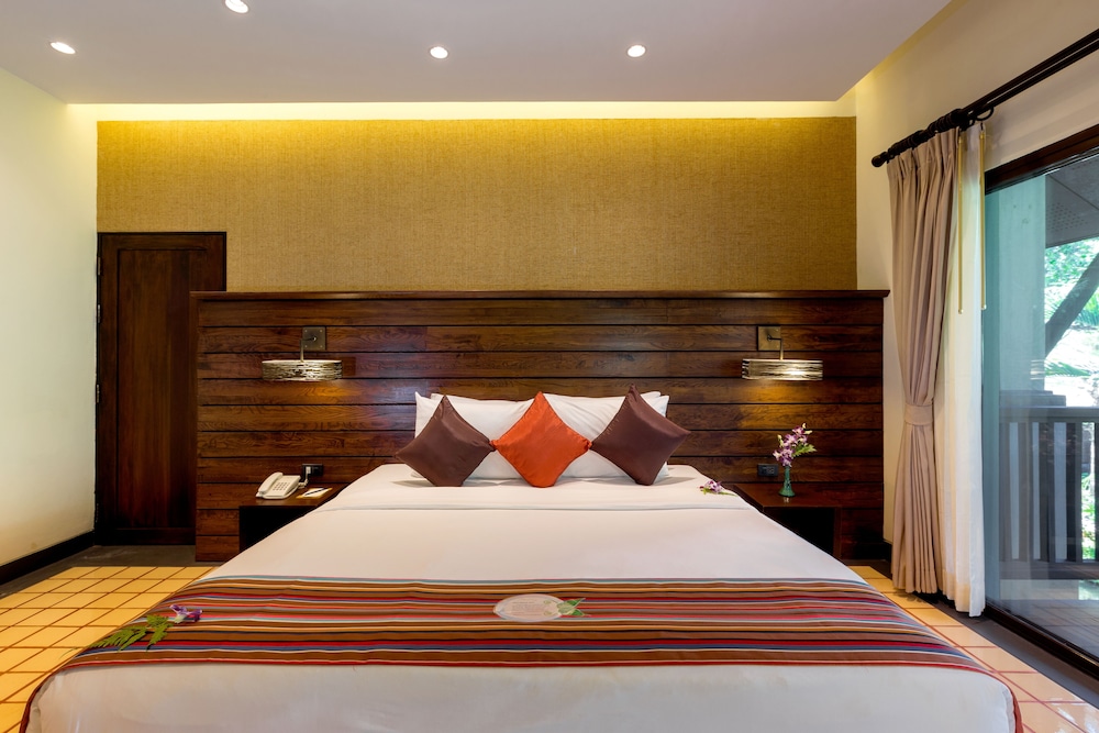 Khaolak Wanaburee Resort 19/73