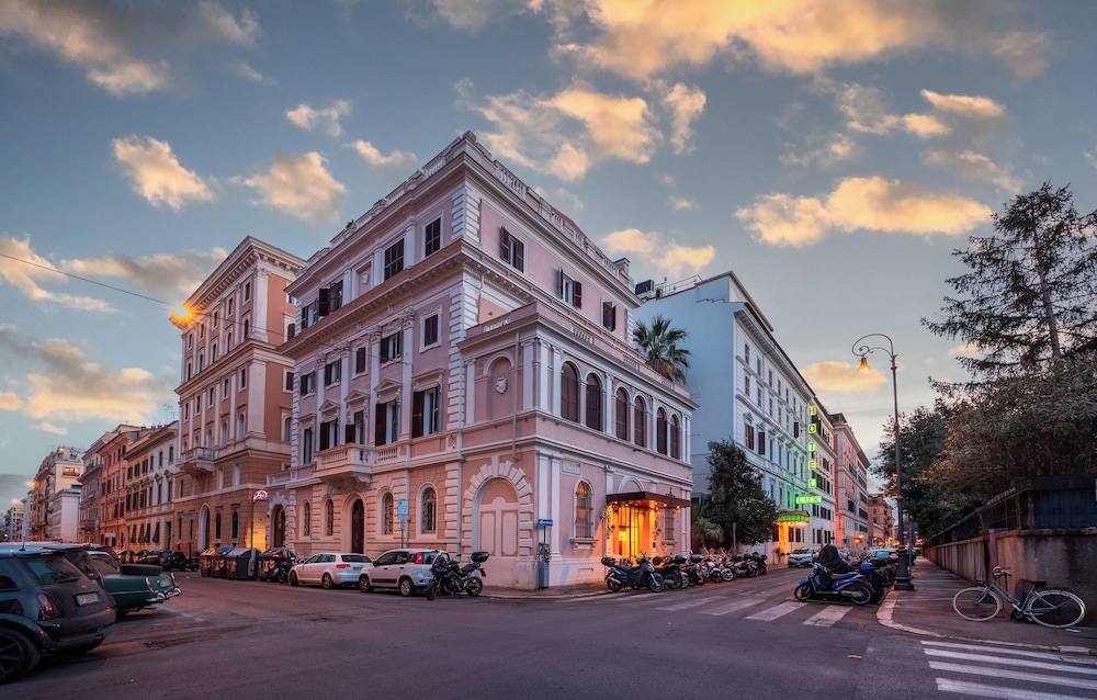 BH hotel Roma 43/52