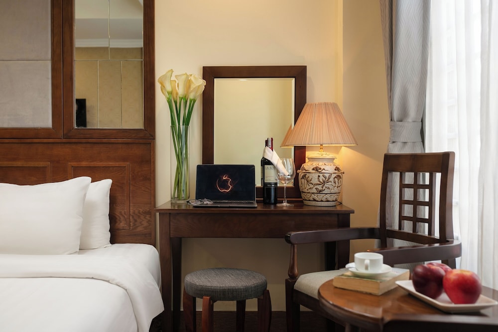 The West Hotel & Spa 35/50