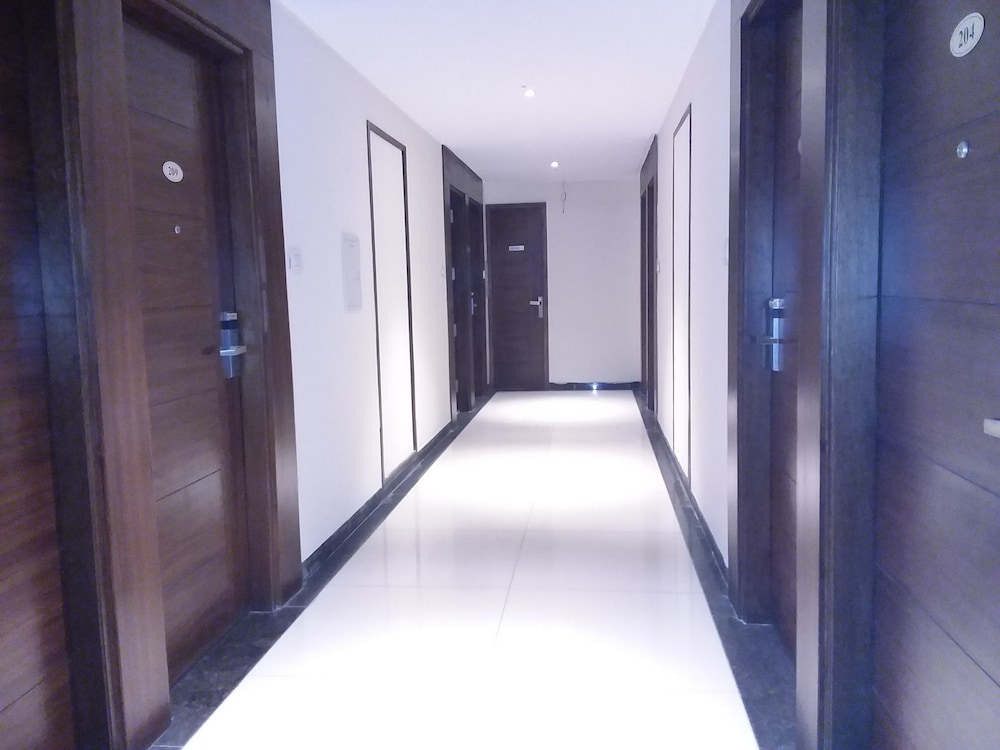 Hotel Kenview 10/23